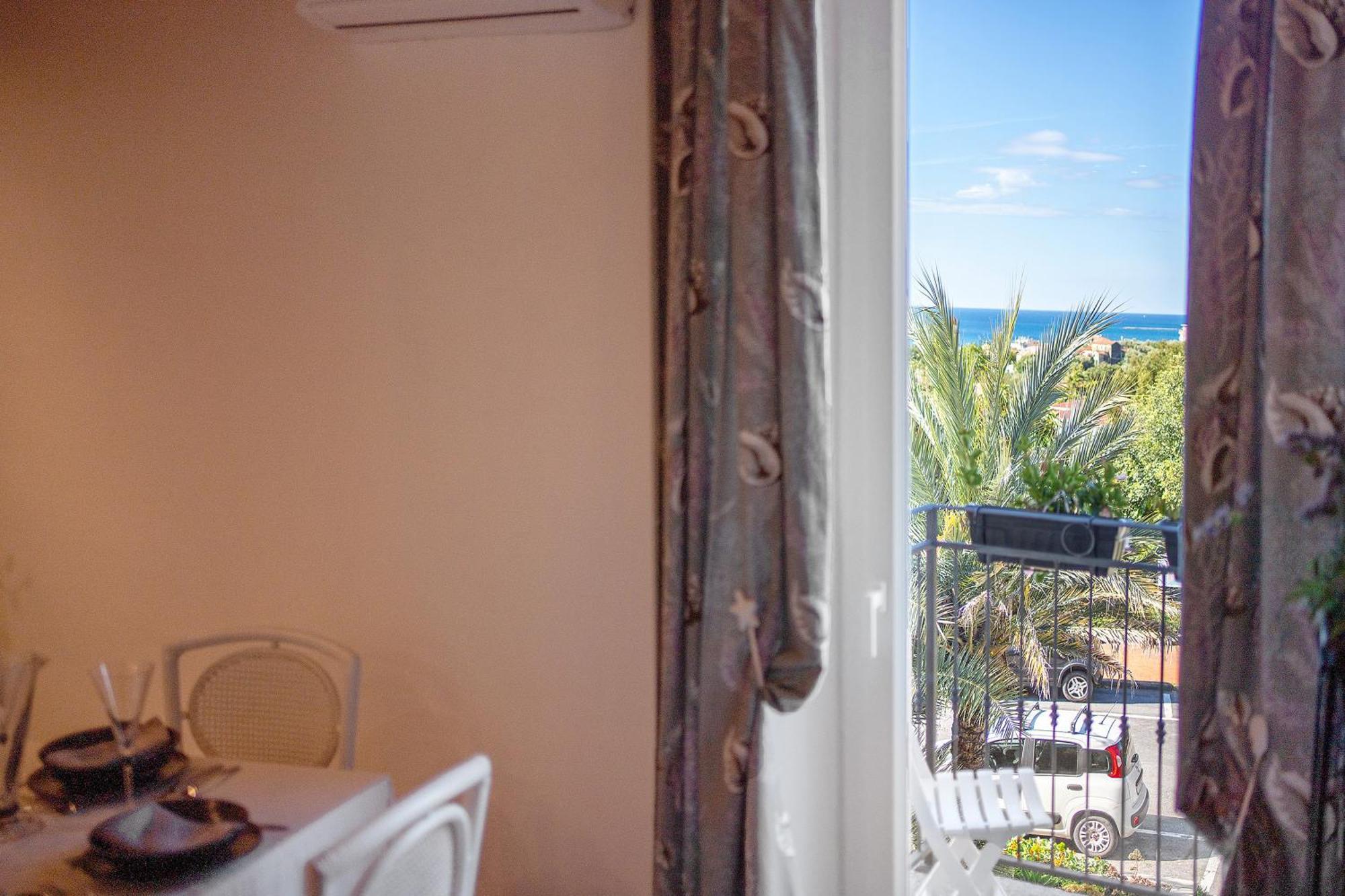 La Casa Incantata San Bartolomeo Al Mare Exterior foto